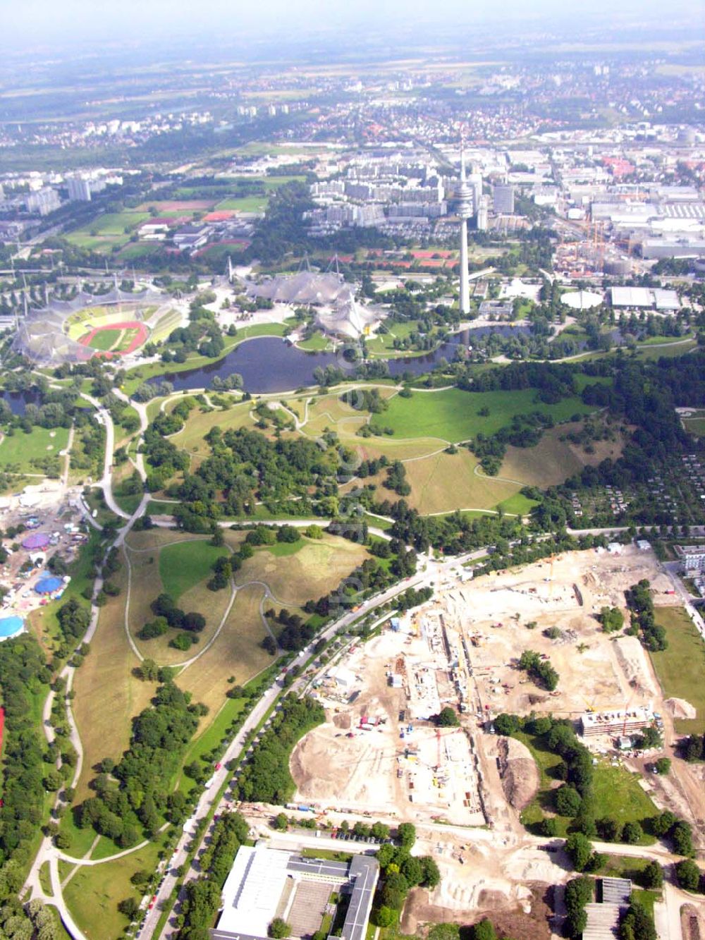 München / Bayern von oben - Blick auf das Baugelände des Wohngebietes Olympiapark