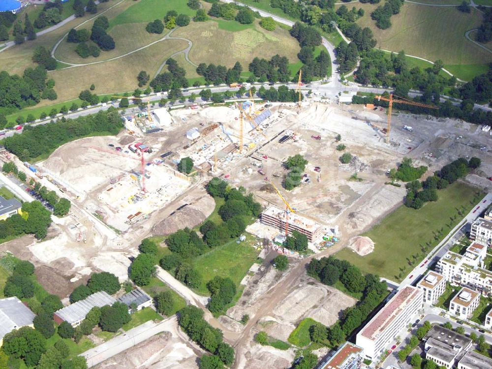 Luftaufnahme München / Bayern - Blick auf das Baugelände des Wohngebietes Olympiapark