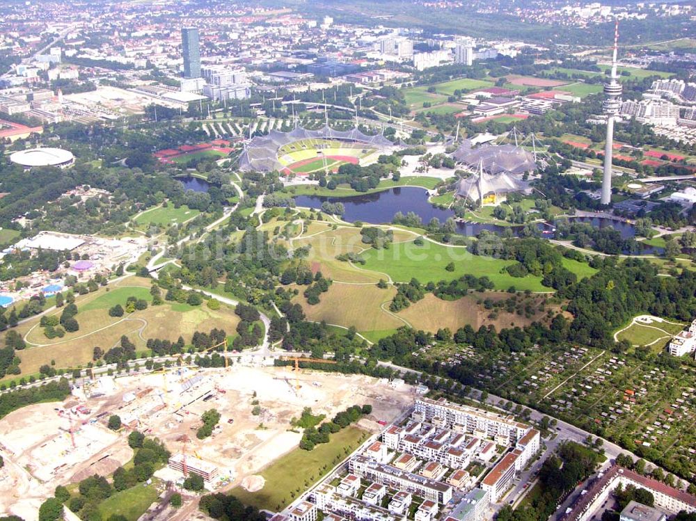 Luftaufnahme München / Bayern - Blick auf das Baugelände des Wohngebietes Olympiapark