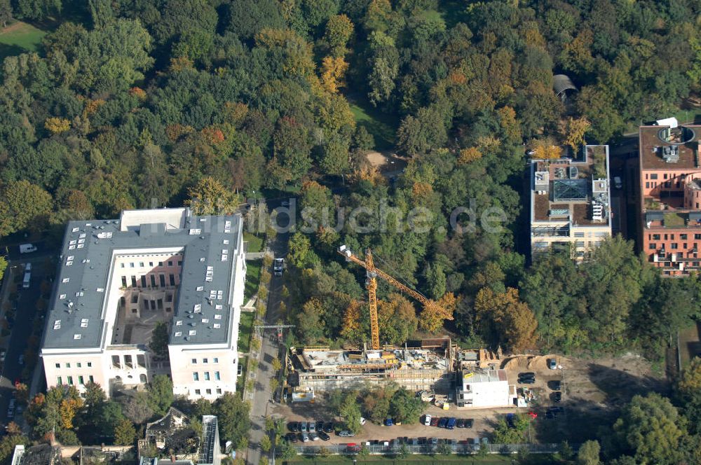 Berlin von oben - Blick auf die Baustelle Diplomaten Park im Botschaftsviertel Berlins