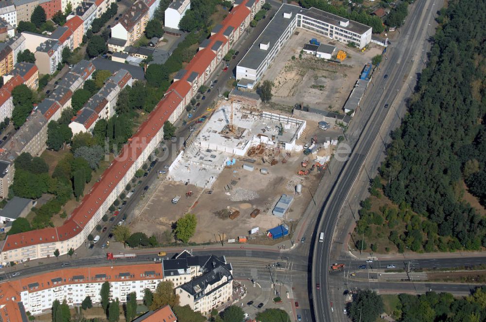 Berin aus der Vogelperspektive: Blick auf eine Baustelle für ein Fachmarktzentrum in Berlin Treptow-Köpenick