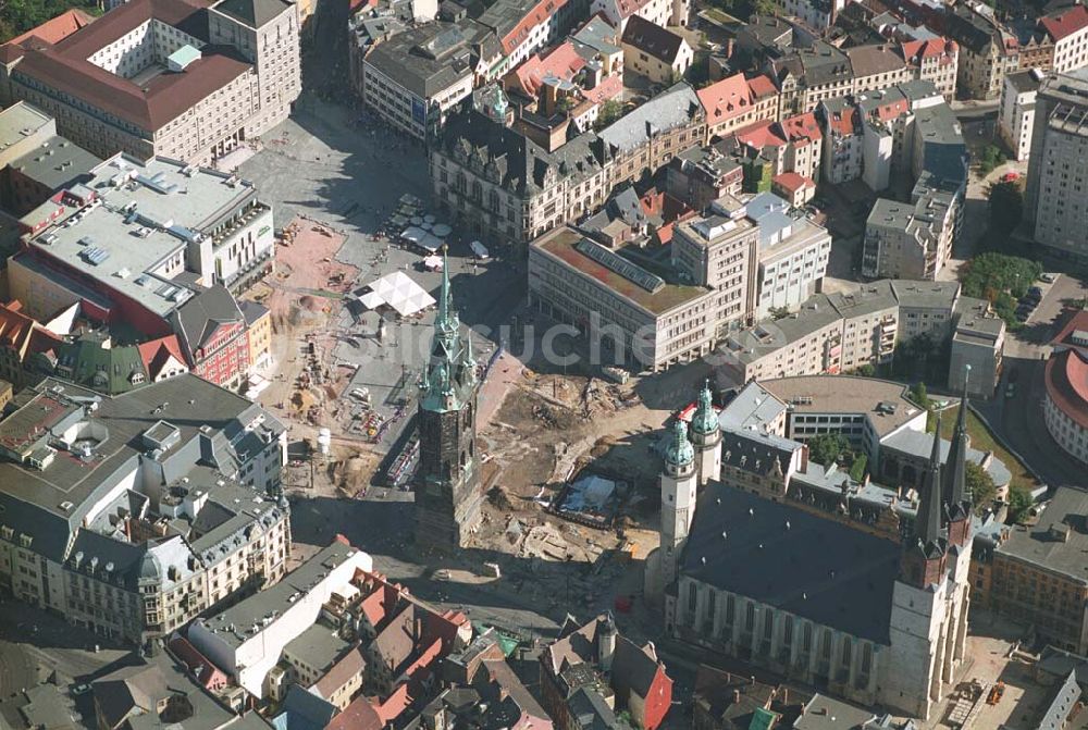 Halle (Sachsen-Anhalt) aus der Vogelperspektive: Blick auf die Baustelle Innenstadt - Marktplatz