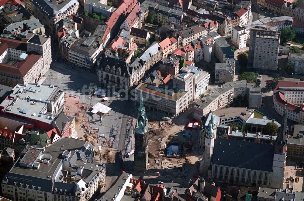 Luftbild Halle (Sachsen-Anhalt) - Blick auf die Baustelle Innenstadt - Marktplatz