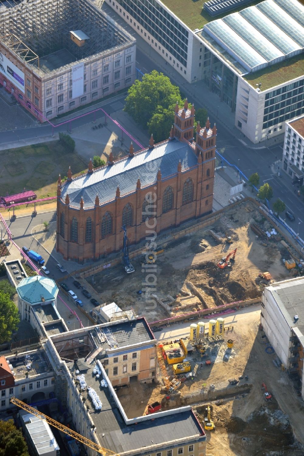 Berlin aus der Vogelperspektive: Blick auf die Baustelle der Kronprinzengärten in Berlin- Mitte