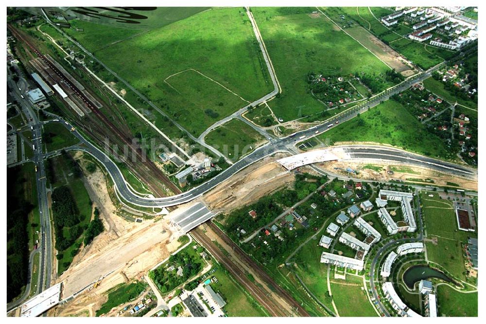 Schönefeld aus der Vogelperspektive: Blick auf die Baustelle Mahlow/ Brandenburg 08.06.2005