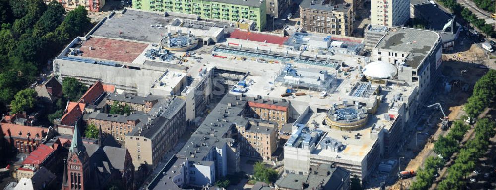 Luftaufnahme Stettin / Szczecin - Blick auf die Baustelle vom Neubau des Einkaufszentrums Galeria Kaskada in Stettin / Szczecin durch die STRABAG AG und das ECE Projektmanagement