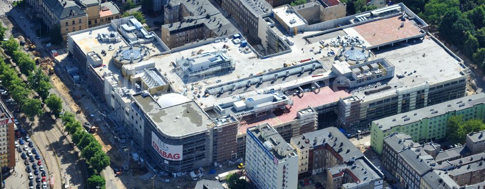 Luftaufnahme Stettin / Szczecin - Blick auf die Baustelle vom Neubau des Einkaufszentrums Galeria Kaskada in Stettin / Szczecin durch die STRABAG AG und das ECE Projektmanagement