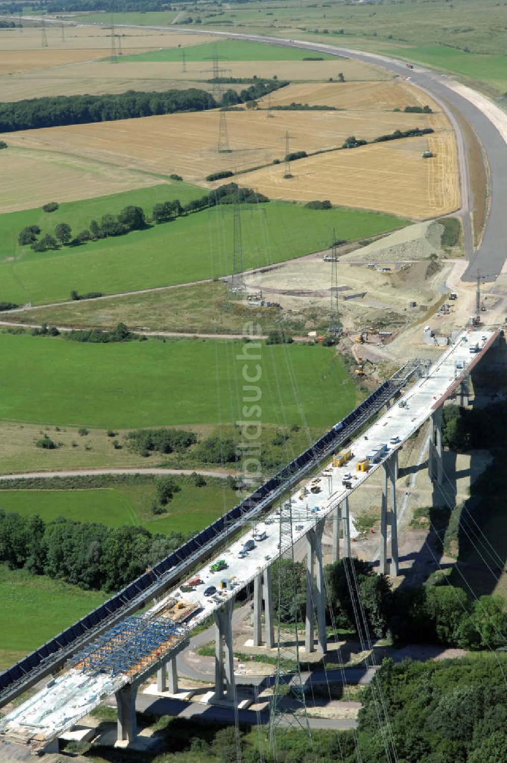 Luftaufnahme Ettenhausen - Blick auf die Baustelle der neuen Nessetalbrücke mit einer Länge von 380 m