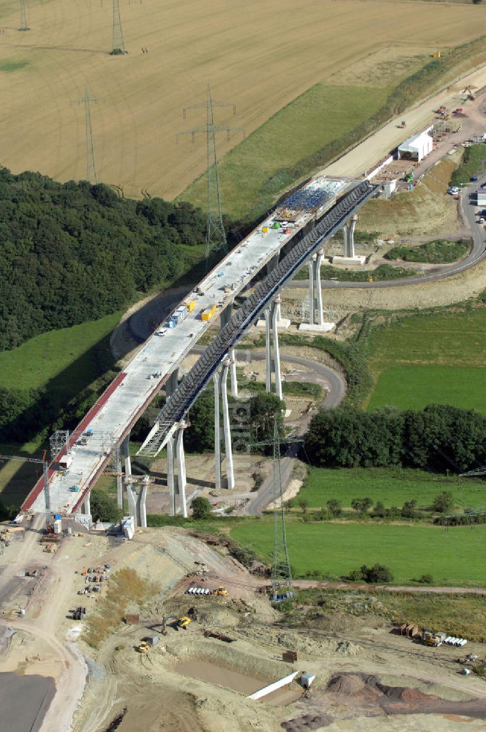 Ettenhausen aus der Vogelperspektive: Blick auf die Baustelle der neuen Nessetalbrücke mit einer Länge von 380 m