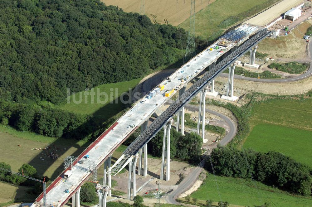 Luftaufnahme Ettenhausen - Blick auf die Baustelle der neuen Nessetalbrücke mit einer Länge von 380 m