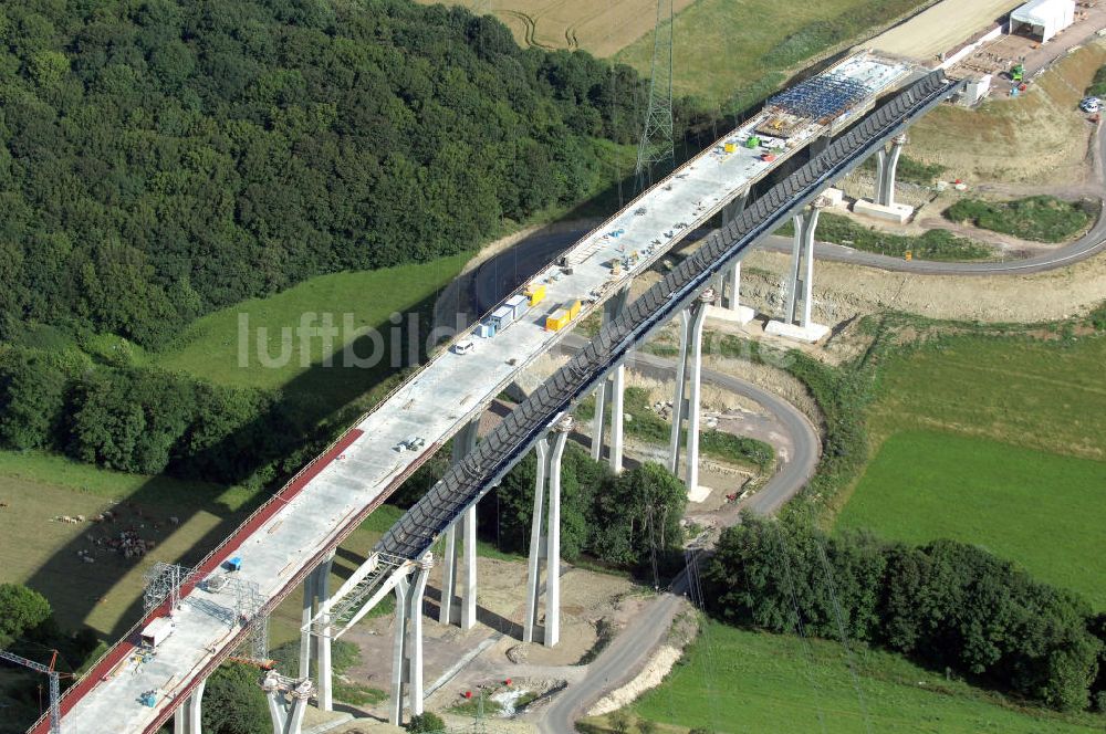 Ettenhausen von oben - Blick auf die Baustelle der neuen Nessetalbrücke mit einer Länge von 380 m