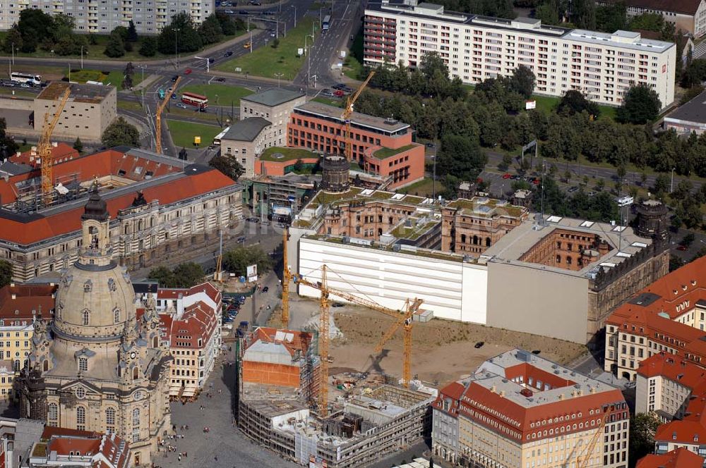 Dresden von oben - Blick auf die Baustelle am Neumarkt