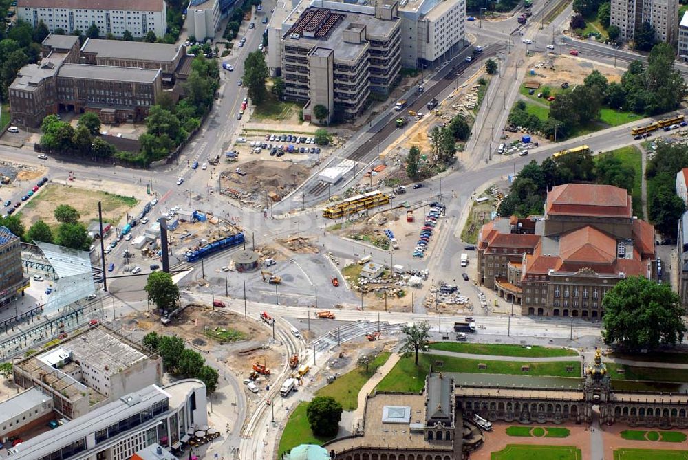 Dresden von oben - Blick auf die Baustelle auf dem Postplatz in der Dresdner Altstadt