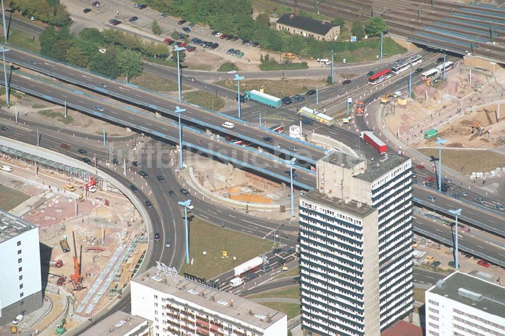 Halle Sachsen-Anhalt) aus der Vogelperspektive: Blick auf Baustelle im Riebeckviertel / Halle