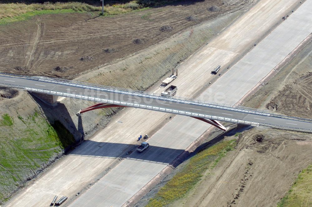 Luftaufnahme Madelungen - Blick auf die Baustelle der Strassenbrücke zwischen Stregda und Madelungen welche über die A4 führt