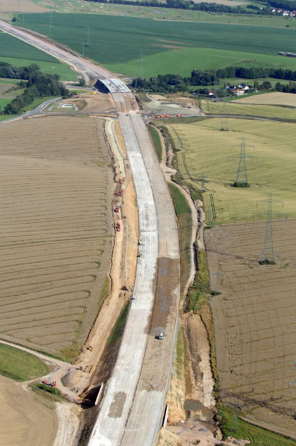 Luftbild Bauernfeld - Blick auf die Baustelle einer Unterführung der A4 bei Bauernfeld