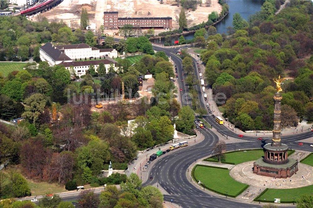 Berlin aus der Vogelperspektive: Blick auf Baustelle zum Neubau des Bundespräsidialamtes am Spreeweg 1 im Berliner Tiergarten