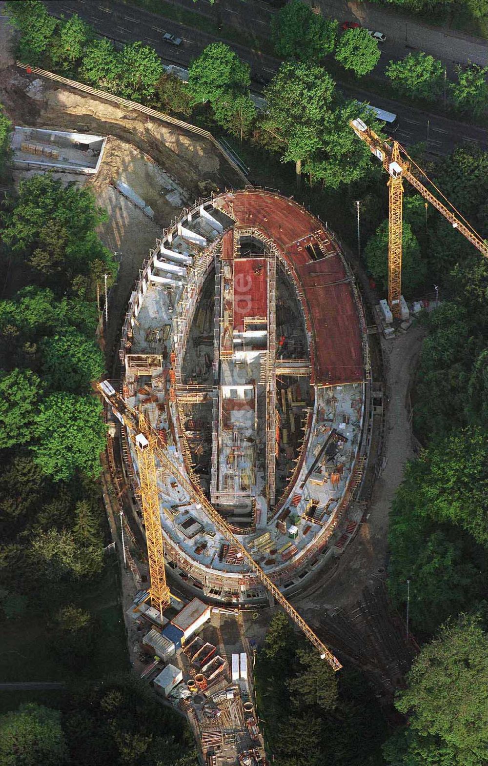 Luftbild Berlin - Blick auf Baustelle zum Neubau des Bundespräsidialamtes am Spreeweg 1 im Berliner Tiergarten