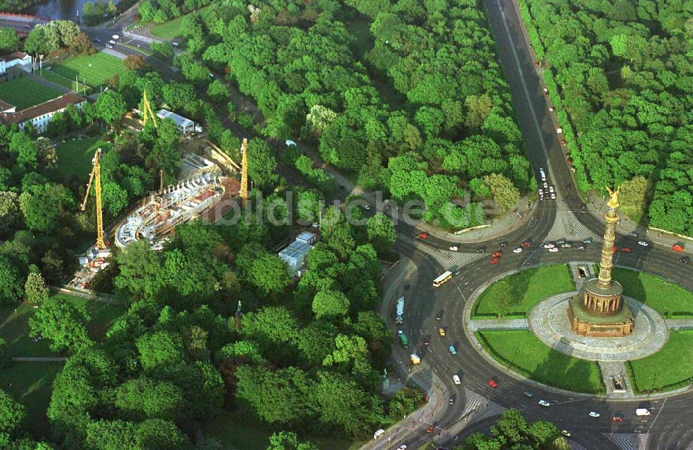 Luftbild Berlin - Blick auf Baustelle zum Neubau des Bundespräsidialamtes am Spreeweg 1 im Berliner Tiergarten