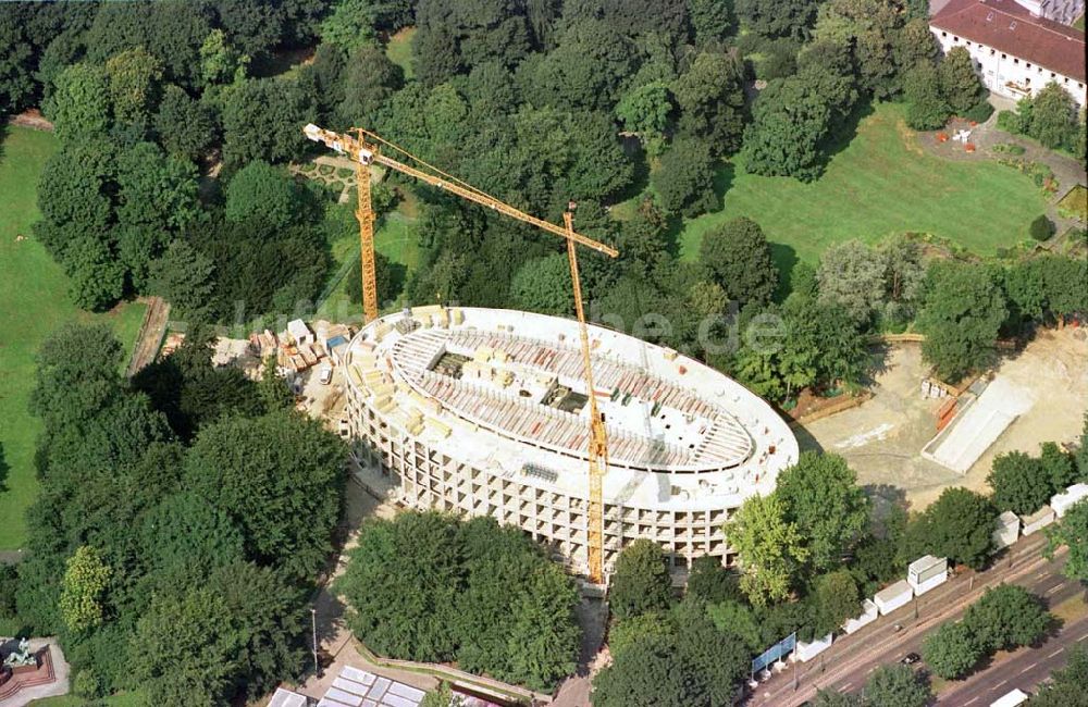 Luftbild Berlin - Blick auf Baustelle zum Neubau des Bundespräsidialamtes am Spreeweg 1 im Berliner Tiergarten