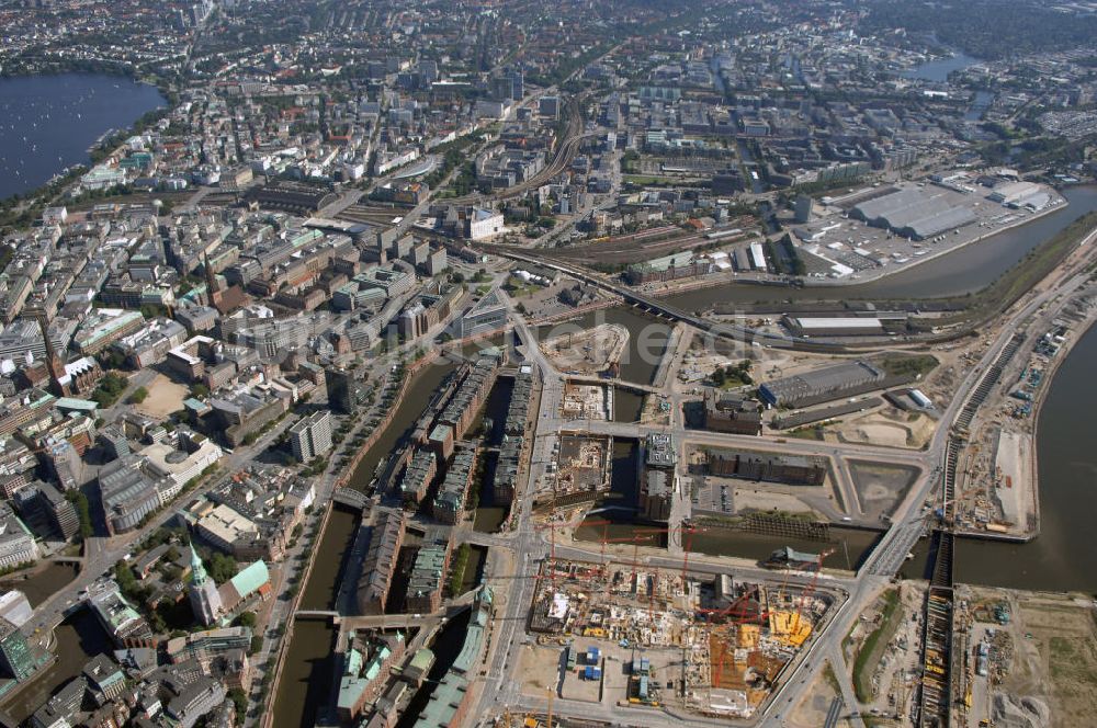 Luftaufnahme Hamburg - Blick über die Freie Hansestadt Hamburg an der Elbe