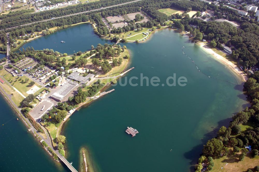 Köln aus der Vogelperspektive: Blick über den Frühlinger See in Köln