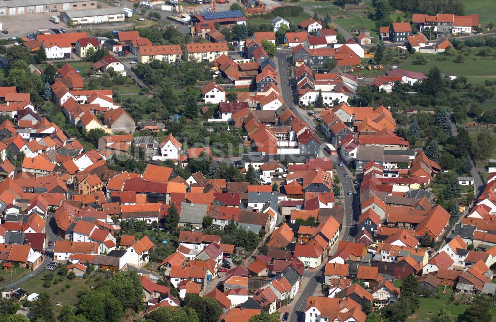 Luftbild Wölfis - Blick über die Gemeinde Leinatal am Nordrand des Thüringer Waldes