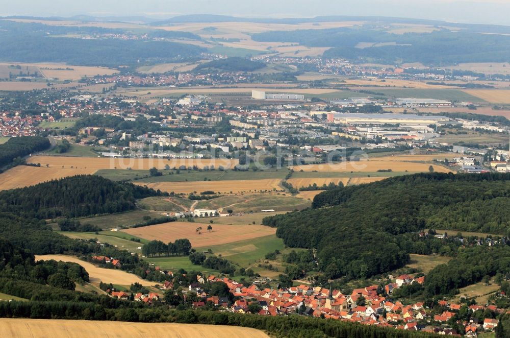 Luftaufnahme Dingelstädt - Blick über den Ort Geisleden in Richtung Heilbad Heiligenstadt in Thüringen