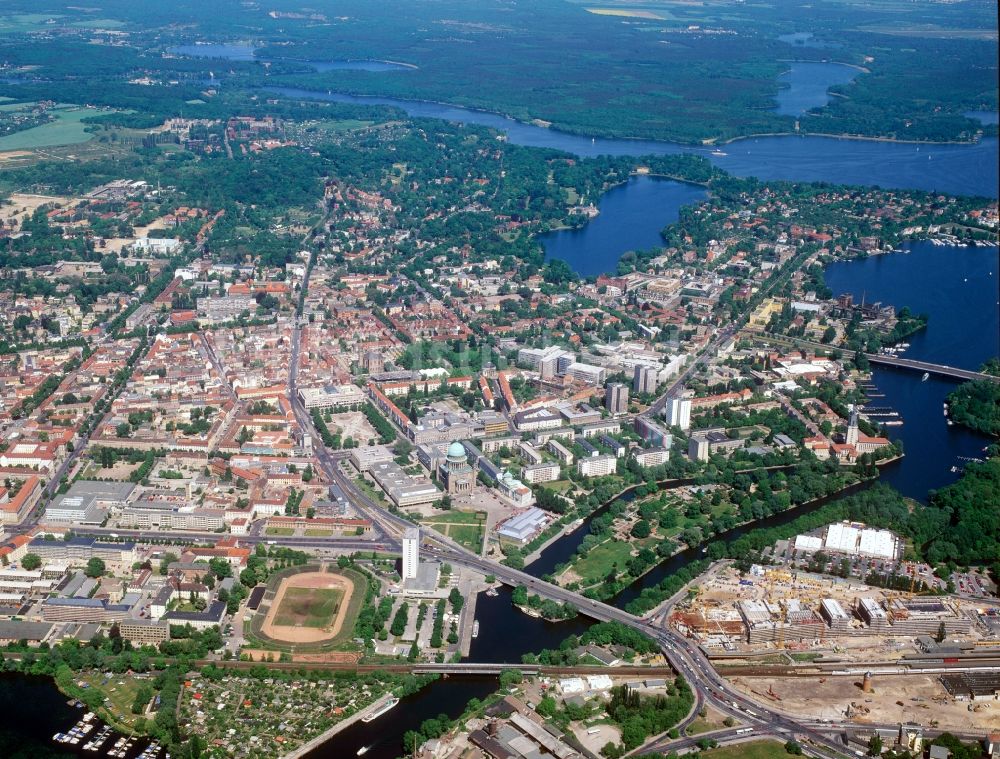 Luftbild Potsdam - Blick über die Potsdamer Innenstadt im Bundesland Brandenburg