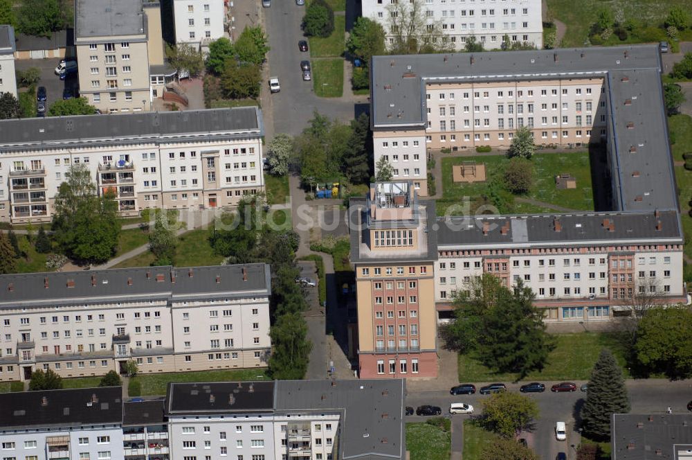 Luftaufnahme Rostock - Blick über den Rostocker Stadtteil Reutershagen