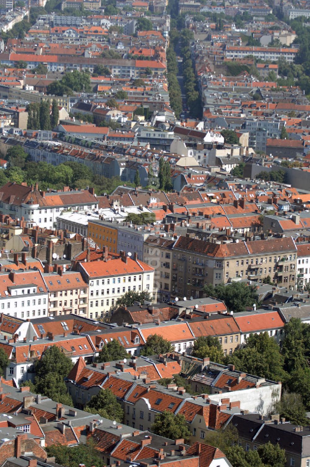 Luftaufnahme Berlin - Blick über Wohngebiete in Berlin-Neukölln