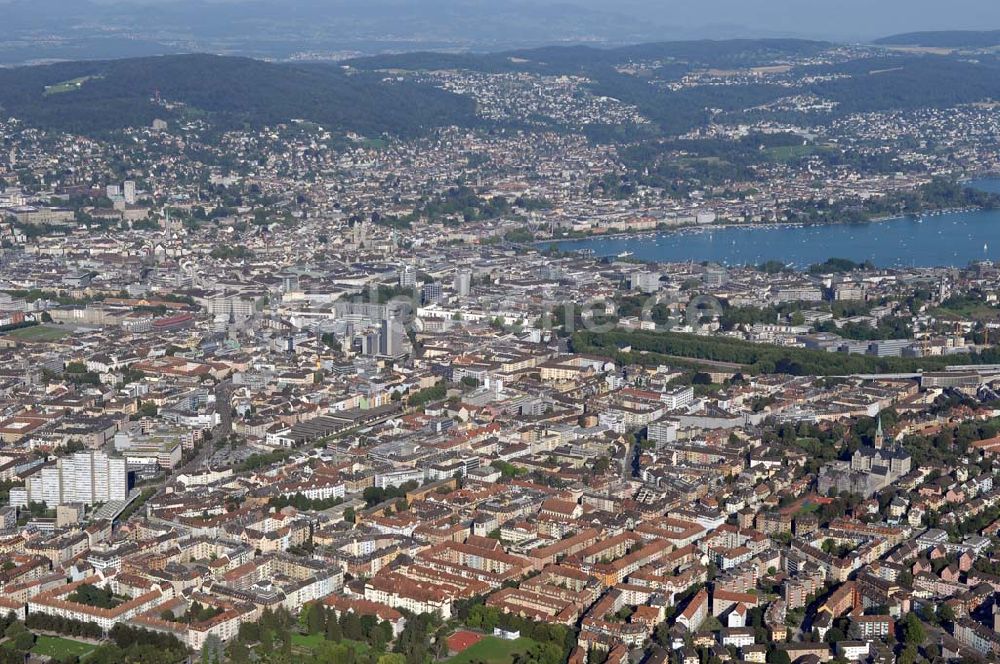 Zürich aus der Vogelperspektive: Blick über Zürich