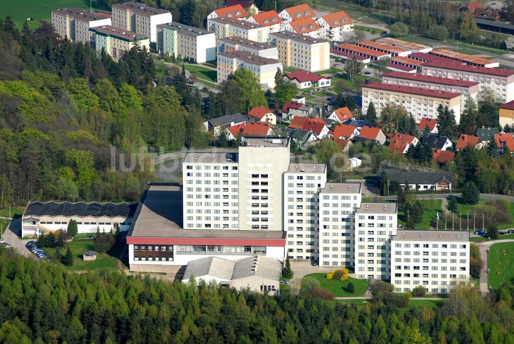 Friedrichroda (Thüringen) von oben - Blick auf das Berghotel in der Bergstraße Friedrichroda im Thüringer Wald