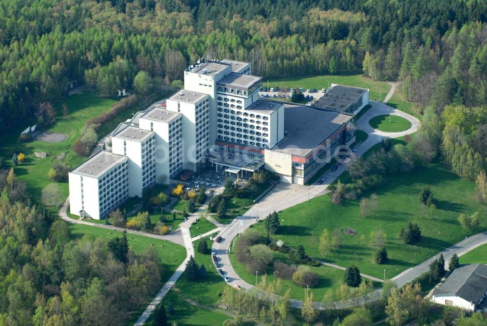 Friedrichroda (Thüringen) von oben - Blick auf das Berghotel in der Bergstraße Friedrichroda im Thüringer Wald