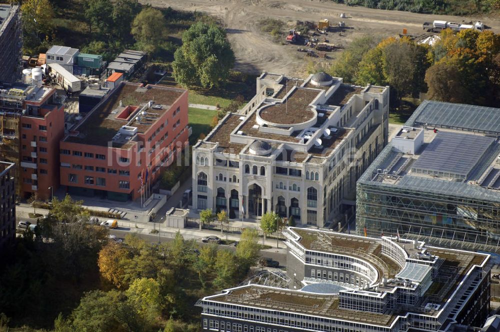 Luftbild Berlin - Blick auf das Berliner Botschaftsviertel