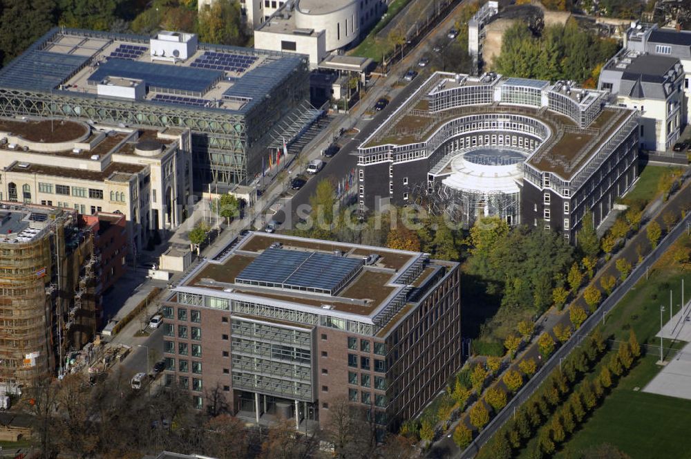 Luftaufnahme Berlin - Blick auf das Berliner Botschaftsviertel