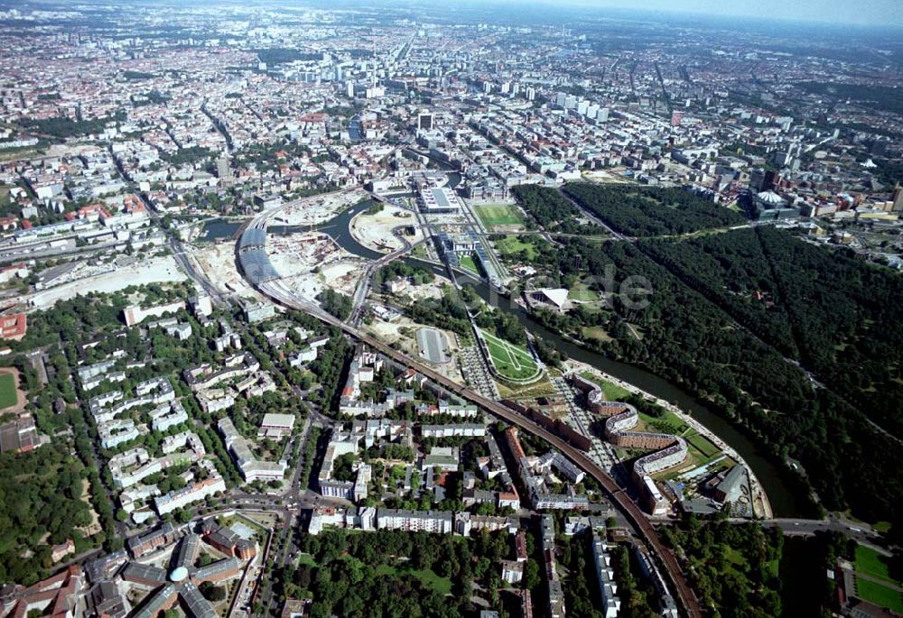 Luftaufnahme Berlin - Moabit / Tiergarten - Blick auf den Berliner Spreebogen / Regierungsviertel von Südwesten (Moabit) her.