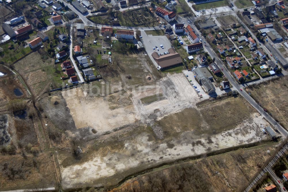 Wartenberg aus der Vogelperspektive: Blick auf die beräumte Fläche der einstigen DDR-Vorzeige LPG 1. Mai in Wartenberg