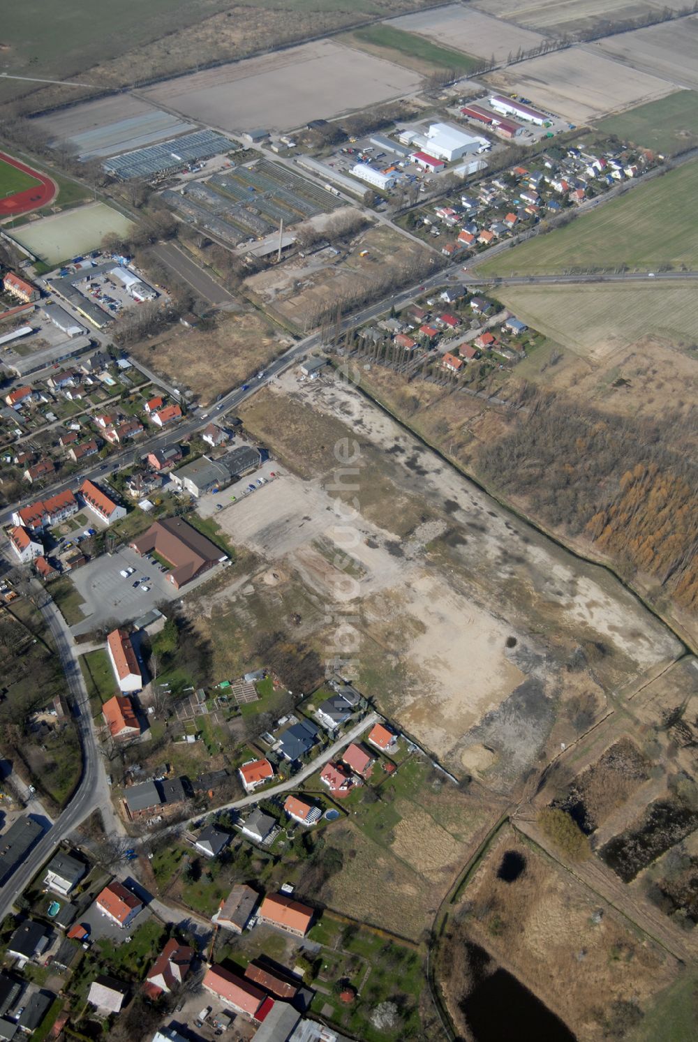 Luftaufnahme Wartenberg - Blick auf die beräumte Fläche der einstigen DDR-Vorzeige LPG 1. Mai in Wartenberg