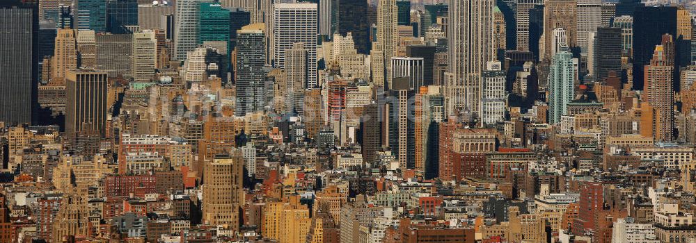 New York aus der Vogelperspektive: Blick auf den Bezirk Midtown im New Yorker Stadtteil Manhattan