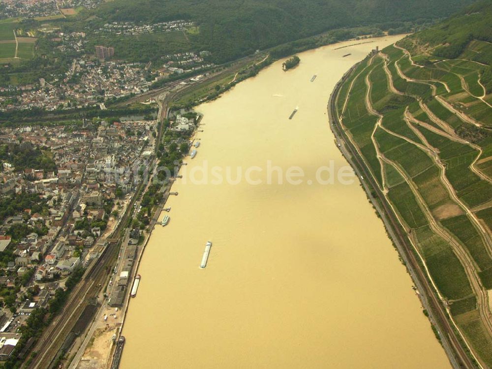 Luftbild Bingen - Blick auf Bingen mit dem Rhein