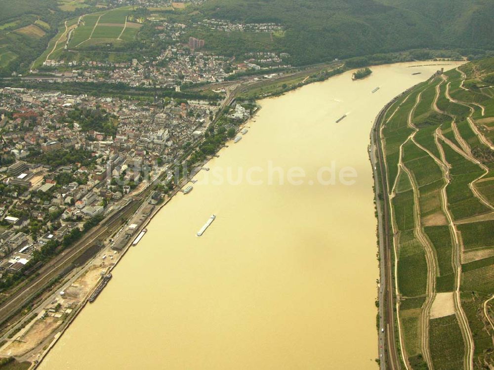 Luftaufnahme Bingen - Blick auf Bingen mit dem Rhein