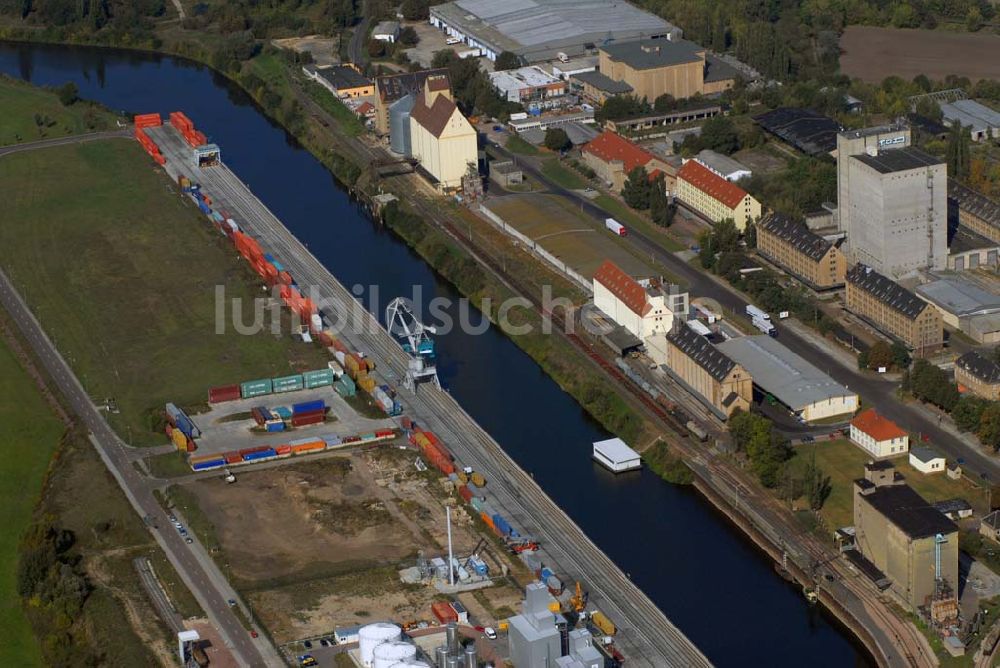 Halle von oben - Blick auf den Binnenhafen von Halle/Saale