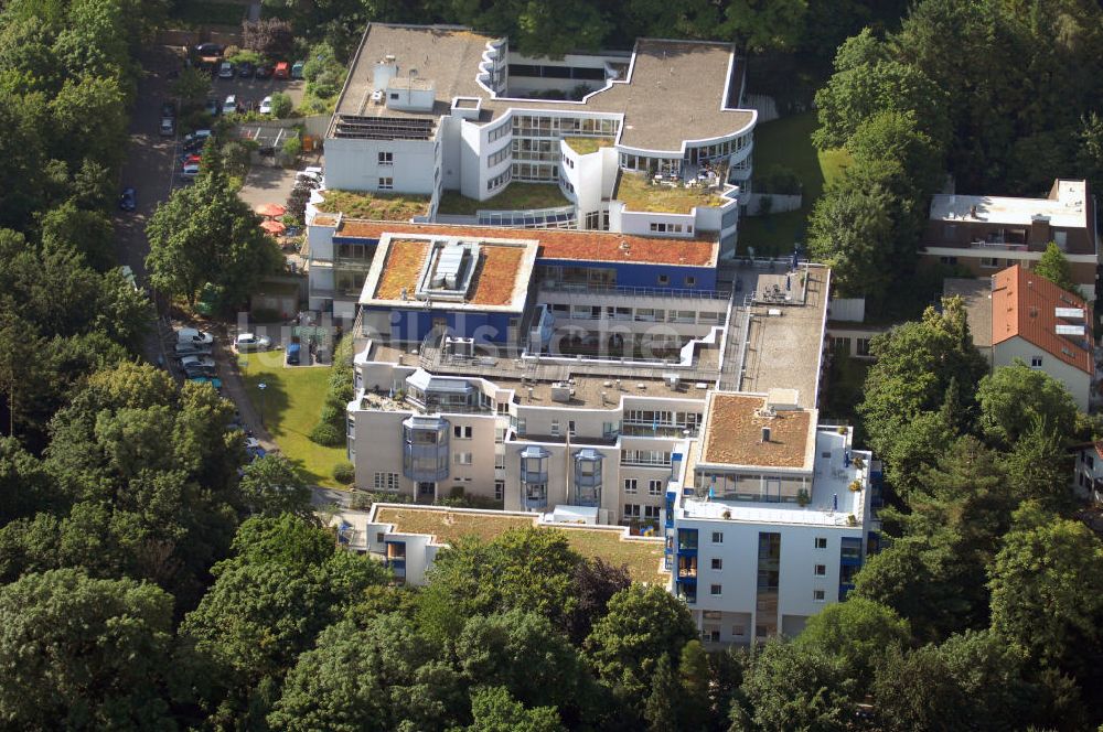 Luftaufnahme Weinheim - Blick auf das Bodelschwingh - Seniorenheim Am Schlosspark in Weinheim