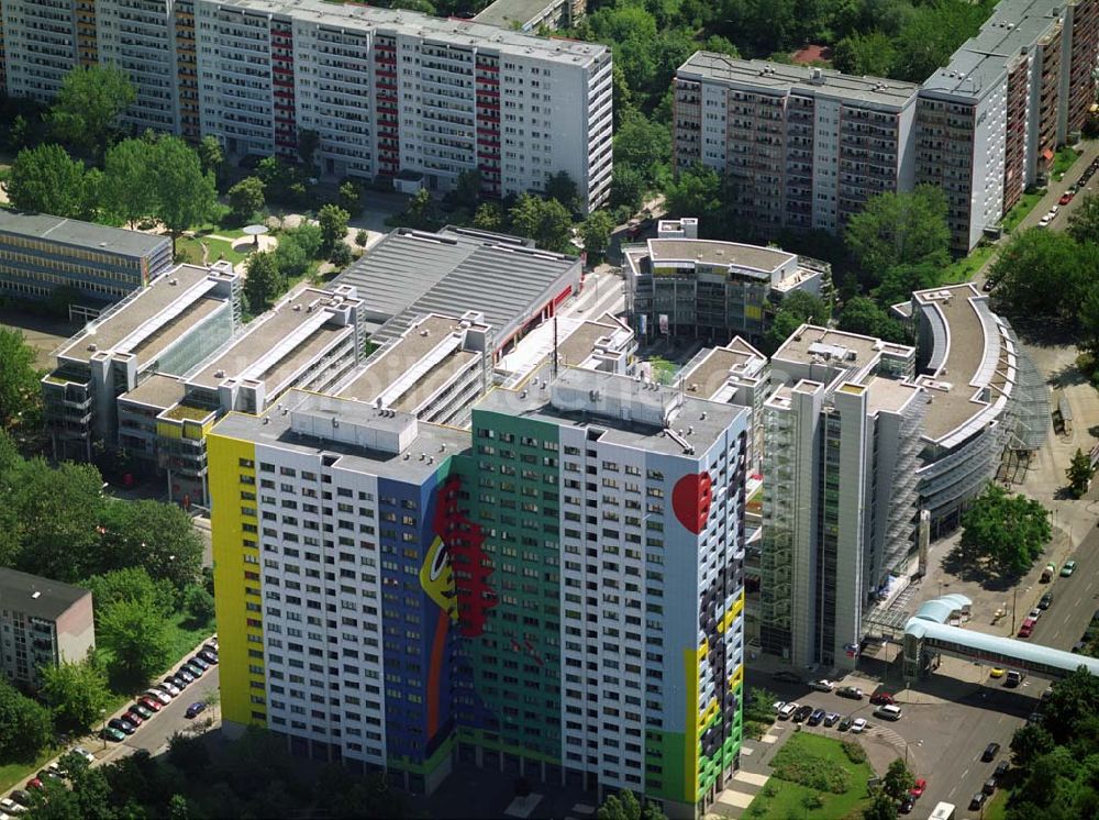 Berlin von oben - Blick auf das Büro- und Geschäftshausareal Storkower Bogen an der Storkower Strasse 207 in 10369 Berlin