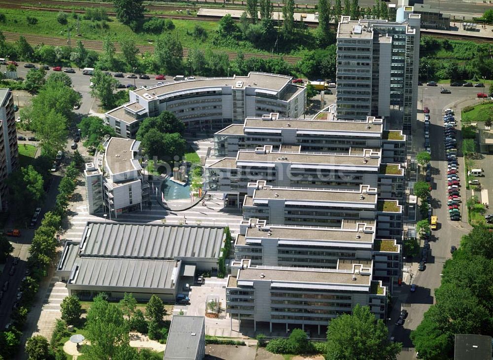 Luftbild Berlin - Blick auf das Büro- und Geschäftshausareal Storkower Bogen an der Storkower Strasse 207 in 10369 Berlin