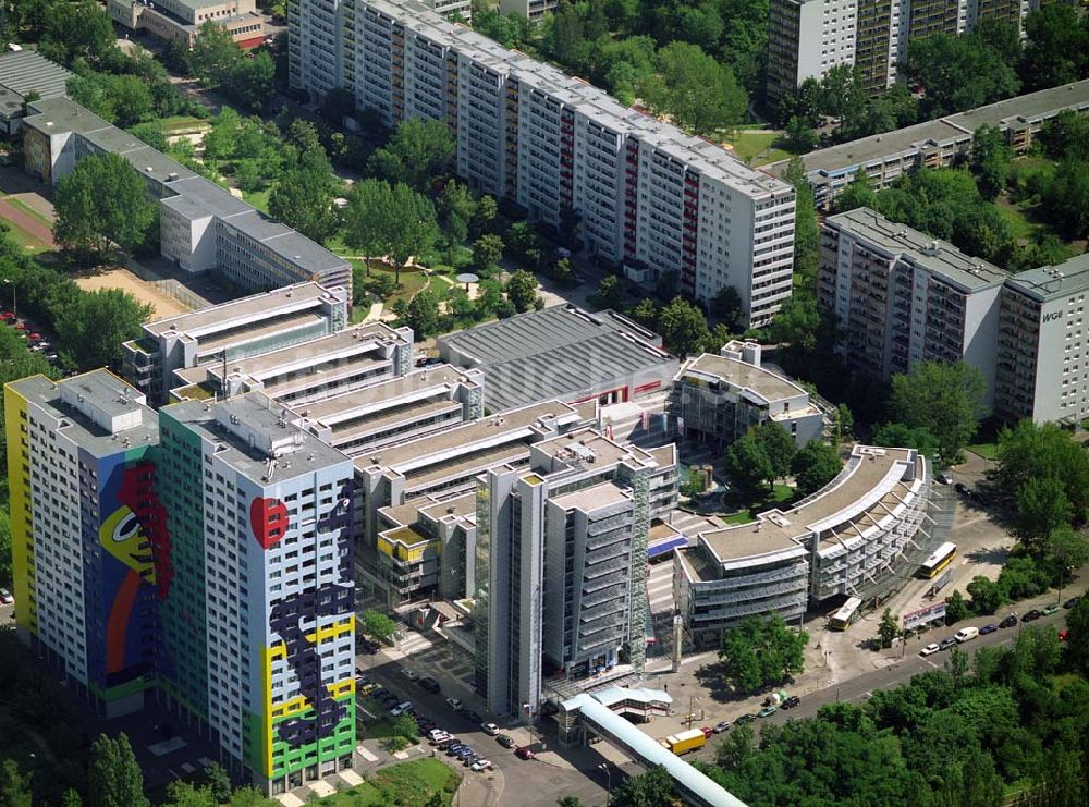 Berlin von oben - Blick auf das Büro- und Geschäftshausareal Storkower Bogen an der Storkower Strasse 207 in 10369 Berlin