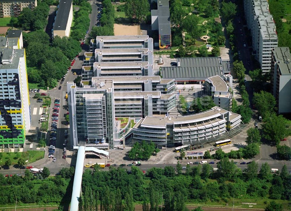 Luftbild Berlin - Blick auf das Büro- und Geschäftshausareal Storkower Bogen an der Storkower Strasse 207 in 10369 Berlin