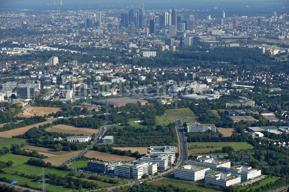 Frankfurt am Main von oben - Blick auf das Büro- und Geschäftshausareal an der Wilhem-Fey-Strasse / Flurscheideweg am Eschborner Dreieck im Stadtteil Sossenheim