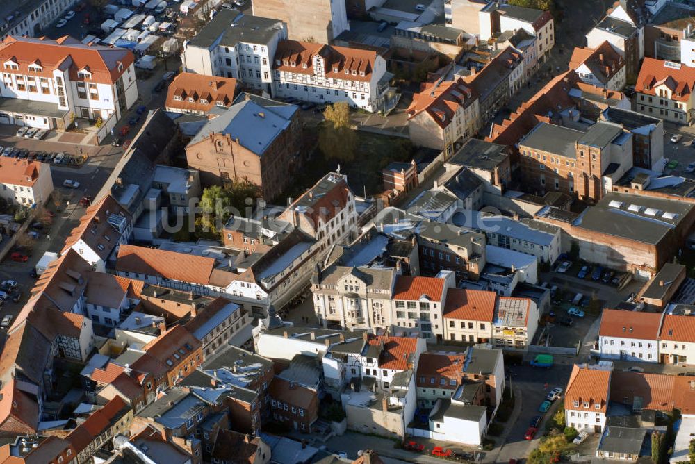 Burg von oben - Blick auf Burg bei Magdeburg